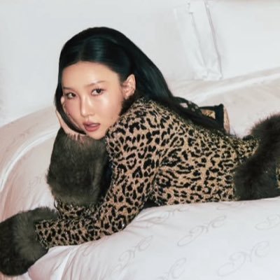 hwasarye's profile picture. twit/moo