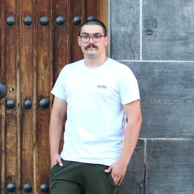 Gazeteci| Seyyah| Gaffar Okkan, Nene Hatun, Kara Fatma, İbrahim Hakkı, Dengbêj, Bazalt Tarihi belgeselleri yönetmeni| Derd, Ayben, Hivru, Şoreş'in yazarı|AÜ/RTS