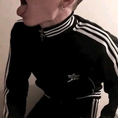 He-him /Omnisexual 🥷
🇩🇪-🇷🇺-🇲🇫-🇺🇸-🇪🇸
💝 #nsfwtwt 👾
Artist🎨