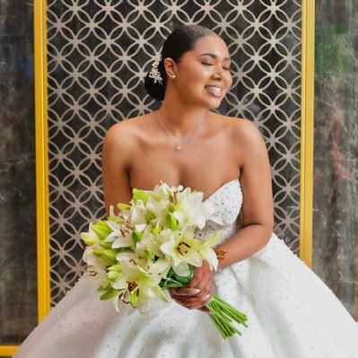 simplyree_xo's profile picture. Believer | Wife | 416✈️473🇬🇩