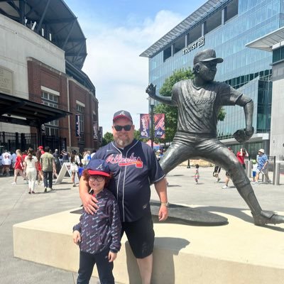 Fanático del AC Milan 🔴⚫️ 👹 Atlanta Braves - amante del futbol italiano y beisbol de MLB. Historia y anécdotas deportivas.🇮🇹🇻🇪🇺🇸. | #BravesCountry