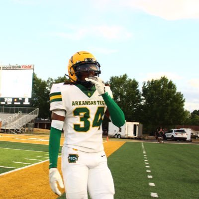 Zachary Easterling Profile