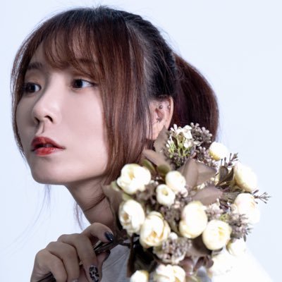 ゆーりんプロ所属。声優と歌してます。 #小林マナ 趣味はカメラと筋トレ。メメントモリ チェルナ役 ファンタジーライフi グルグルの竜と時をぬすむ少女 レスレリアーナのアトリエ beatmania ノスタルジア ポップンミュージック 太鼓の達人 Tencentgames お仕事、お問い合わせは事務所HPからお願いします