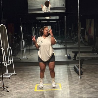 Licensed Therapist. Middle School Social Worker. Wife. Mother. Fitness Enthusiast. Mental Health Advocate. Owner of Westside Wellness.. Well as hell ✨