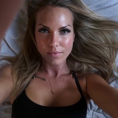 gotoh_625's profile picture. 📍Canada Day 📊Trader 🏑Hockey Mom 🇬🇧