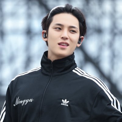 Parody Kim Mingyu from Seventeen, 1997 Line, a NSFW account
