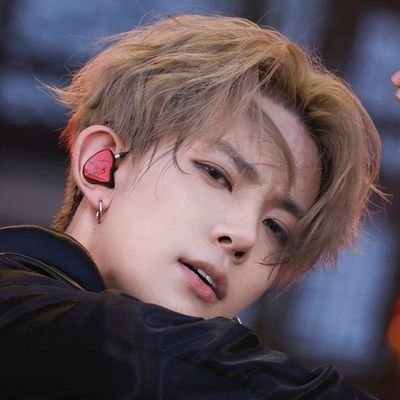 𝔼𝕟𝕘𝕖𝕟𝕖/𝕞𝕠𝕒/𝕃𝕦𝕟é/𝕊𝕥𝕒𝕪 ♡ mãe do Juhoon ♡
 °•Fᥲᥒ ᥲᥴᥴ᥆ᥙᥒt•° 

𝘈𝘓𝘋1 𝘰𝘵 8🖤