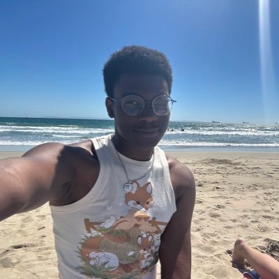 y2k_peachy's profile picture. orbit/belllie've first, clown second (they/them)