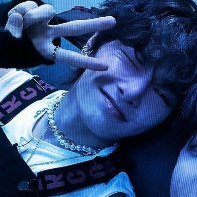 priv @shinzostfu
not that active anymore
i like katseye , skz and solarzz
han,I.N, daniela and lara bias