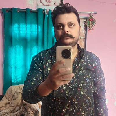 वापस आ गए भक्तो को रेलने।
बीएचयू वाले।
भाजपाई और संघी दूर रहे।
भक्तो की गान स्पेशलिस्ट।