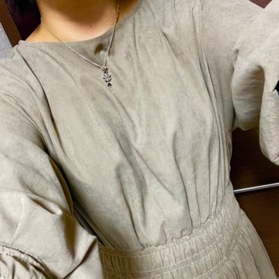 izumi_uraakada's profile picture. 裏垢/都内住み/クンニされるの大好き/おでぶ体型/肌に跡アリなので気にしない人で/パイパン/27歳/お手当くれる人優先