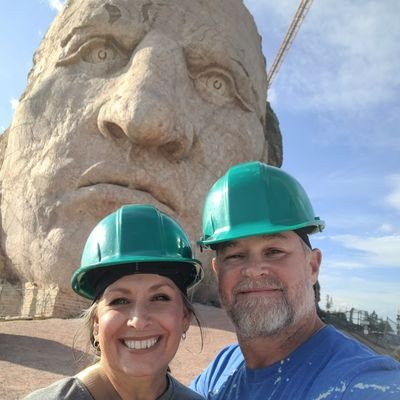 Christian Husband, Dad, PaPa or Pop Pop, retired US Marine MSgt, combat wounded amputee, Carnivore lifestyle, enjoying time with family. 💯 Pro Trump, 1A, 2A.