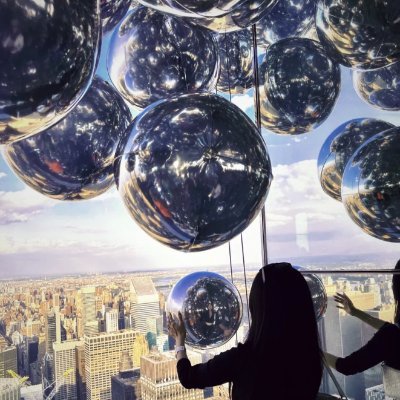 owufg76175314's profile picture. My mood chart is made of the moon 🌙, it shines when I’m happy and disappears when I’m sad ✨