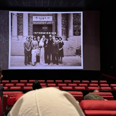 alshamrani_2017's profile picture. “Creating worlds one word at a time. | ✍️ Writer, dreamer, creator. | #ArtIsLife”