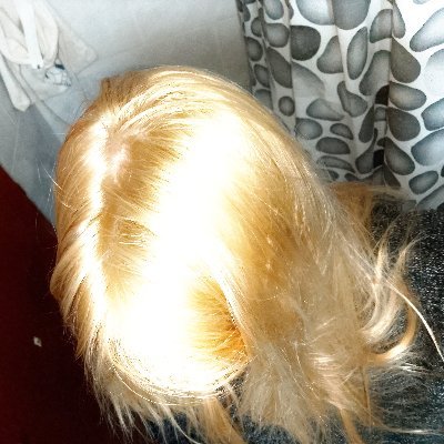 mi pelo brilla como el sol
