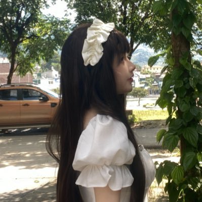 Fumiru_009's profile picture. Hello! i'm Fumi Ru, you can call me is Ru. i'm a artist 🫶🏻🫶🏻 no discrimination against LGBT and any couple. NO🔞, NO AI. Contact me: yundulcie@gmail.com 🖇️