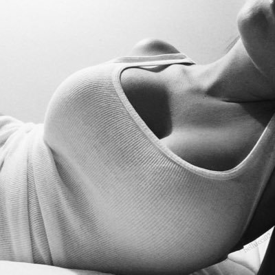 Delzll2's profile picture. عشوائيات