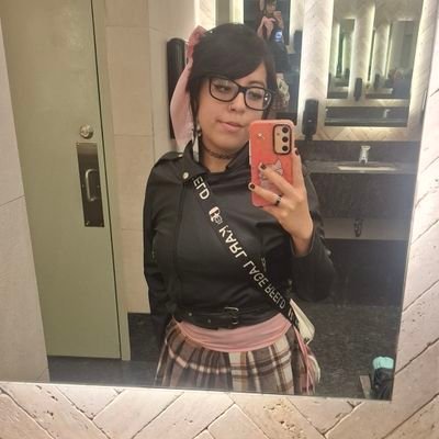Usen mi código de @EWINMexico sillas -20% Yurina
CDC @TeamRDMK
player of @uN_esports_Gow
🐻❤️@Thestrange44