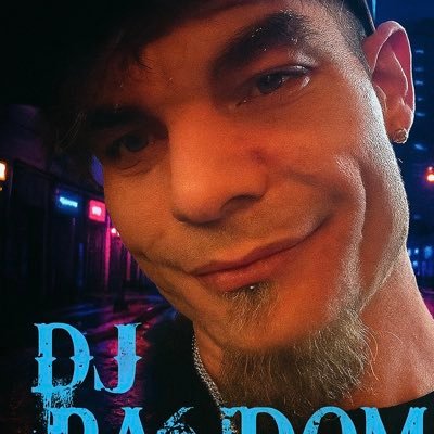 what's up I'm a content Creator and live streamer cashapp is $EliteOg if yall can help out