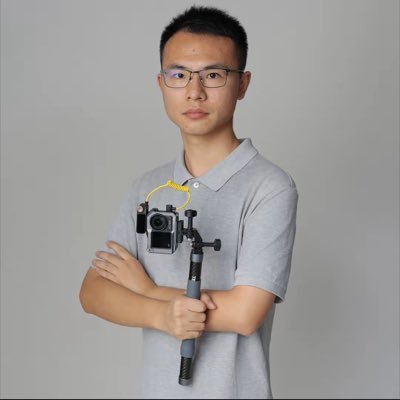 sirchenfeng's profile picture. 生活从来都是妥协与坚持的较量，打不过就加入