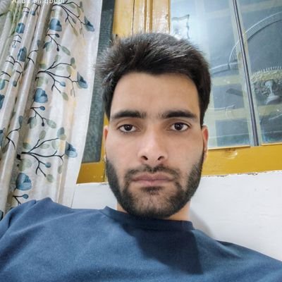 AadilShiek18551's profile picture. Just a human trying to make WiFi signals stronger. 📶 | 100% Kashmiri 🔥