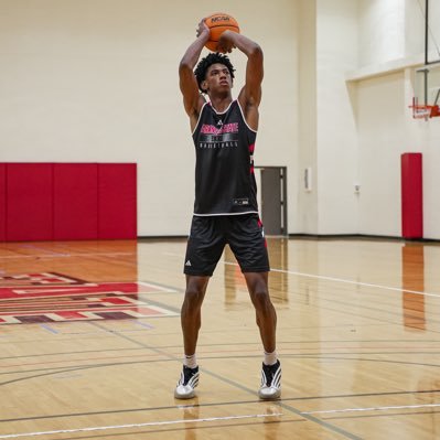Grays_Bennett's profile picture. @AStateMB | 6'10 | LEFTY| 7.3 Wingspan | 3 & D Wing |