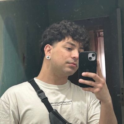 6ianti's profile picture. Messista como todo hombre del bien. Aguante Velez.