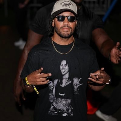 xwlxk's profile picture. hater fuck out my bio pussy