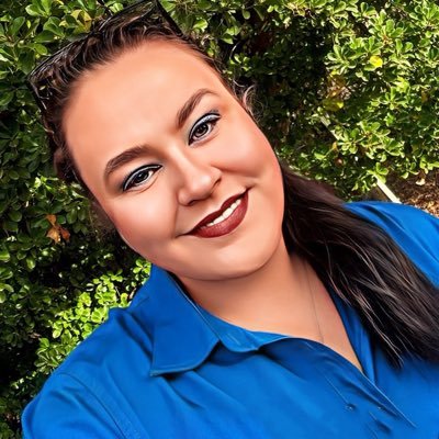 creator | Aus 🇦🇺☀️ | book nerd | 📧 justmevictoria@outlook.com | she/her