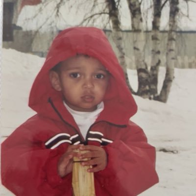 cs player turned cs student. electr/comp-e, ml, robotics. Swedish/Black. Texas.