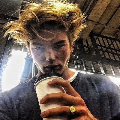 stackingcash0's profile picture. psykotik delusion + inhumane action