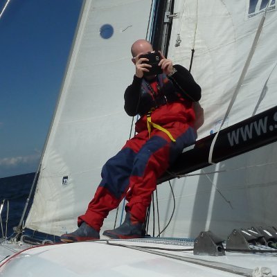 AlexanderGandke's profile picture. Selling stuff on the internet