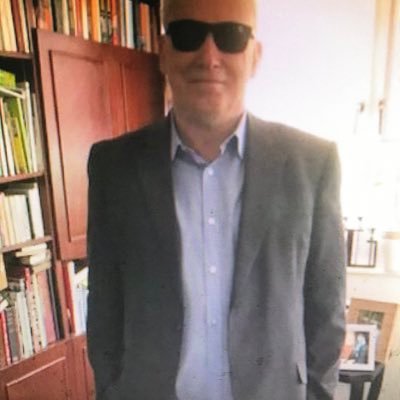 Follow politics and how the media cover it. @UKLabour member. Obsessive Sinatra and Jazz fan. Test match cricket watcher. 🇺🇦🇪🇺