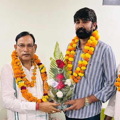 प्रदेश सचिव अखिल भारतीय वीर गुर्जर महासभा जयपुर
❤राजनीति में इंटरेस्ट पुरों छः❤
हमसे से ज्यादा ही मिलना है तो पधारिय इंस्टाग्राम एकाउंट पर @veer_vickydoi
