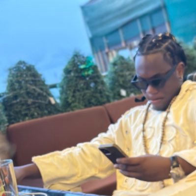 kizzthuggerthug's profile picture. kizz with da vibes that’s me ☮️