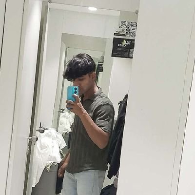 idpnshuu's profile picture. An aspiring Full-Stack Developer in the making~