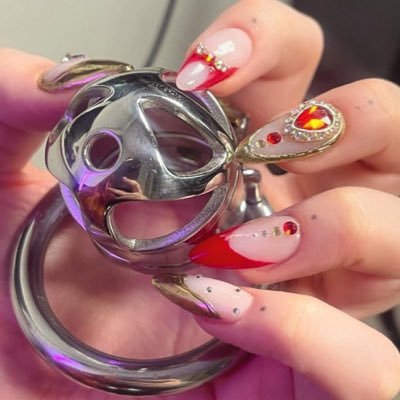 🌹welcome to MALE CHASTITY LIFE//Miss for sissy Boys~Come get weak by submitting your key under my control+Sissy training/DM📨to sign my chastity contract🗝️🌹