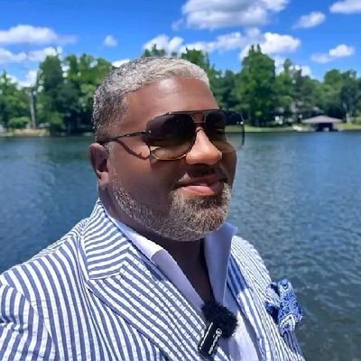 I am a widower. I here looking for love ❤️