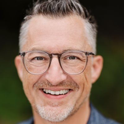 Group HR Head bei UI – meine gute Arbeit gibt Ihnen Zeit für Ihre! 🤙 Speaker🙋🏻♂️, HR-Blogger💻, Feuerwehrmann👩🏻🚒, Rotarier und CDU-Kommunalpolitiker
