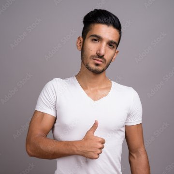 چطور شد که از ارش به فرش افتادیم..
دانشجو ترم پزشکی و عاشق هنر و موسیقی سنتی وطنم