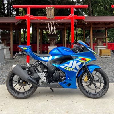 paister_gsx's profile picture. GSR250・GSX-R1000(K1)→GSX-R750(L1)→GSX-R1000(L3)→GSX-S1000(L7) →GSX-R125 バイク用アカウント・夫婦でバイク乗り @ayapipipii