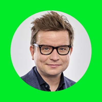 Kandiduju v Praze jako 1️⃣6️⃣ do PSP za @spolukoalice a @odscz. Přes 10 let v kreativě a komunikaci. 🇨🇿🇺🇦🇮🇱 Ve volnu @pravejpodcast a mp @m_konzervativci.