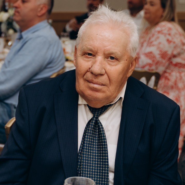 obyqv80674's profile picture. Appels urgents uniquement