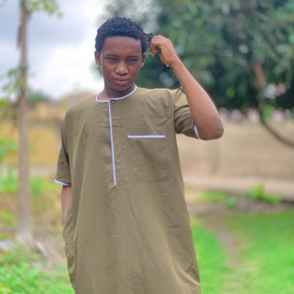 EssienRichbe's profile picture. 