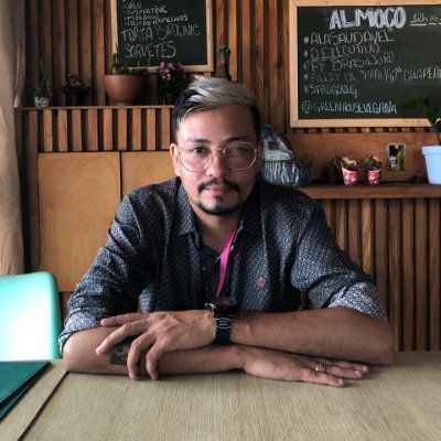 Seu foco determina a sua realidade.
Empreendedor, Designer Gráfico e Vegano
013 SP 🏄 CEO Arts Catarsis
