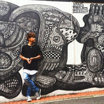 Twitchで配信してます!ちんちんチャンバラ世界ランク1位。 TikTok(https://t.co/EJW5FMcsmn)