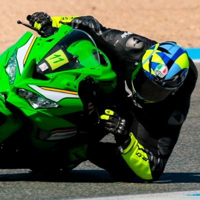 26 | Graphic Designer | bürosüd+Gmbh | Clients include: @BMWMotorsport @SMRWorldSBK @BMWMotorrad @teamredlinesim @redbullsimrace @PalouMotorsport