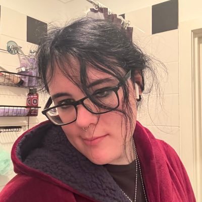 Animal Fact Dispenser | she/her | slop artist | 21 | in super gay lesbians with @XxzomblehxX and @audibugi