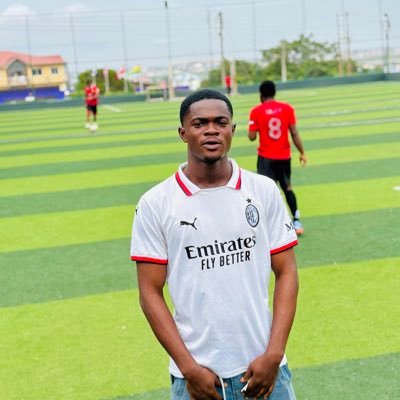 Ricchrocky11's profile picture. Ground up