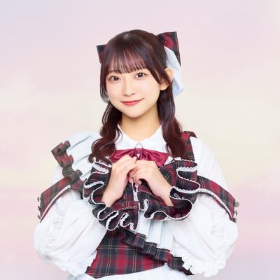 【 @info_HNS 】の黄色担当🍯👑、いちばん汗かいてる人、踊るのが大好きです、佐賀県出身、 #さやまるにおてがみ